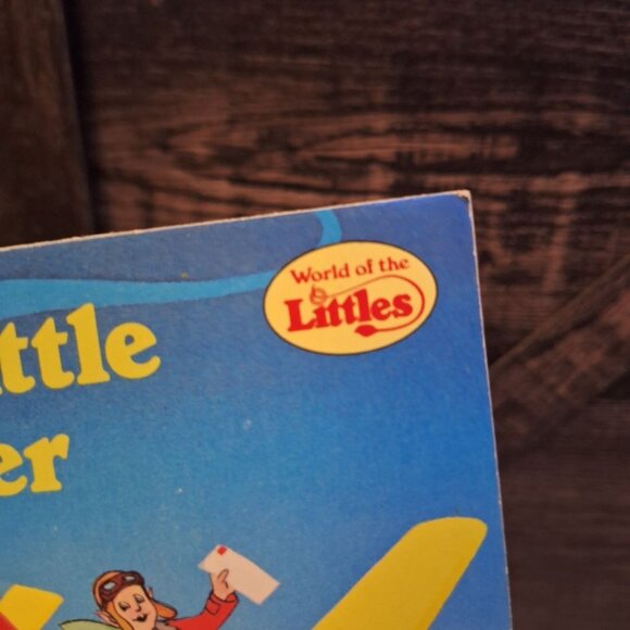The Little Winner Book World of Littles Small Paperback ABC TV Show Cartoon 80s - Picture 2 of 7